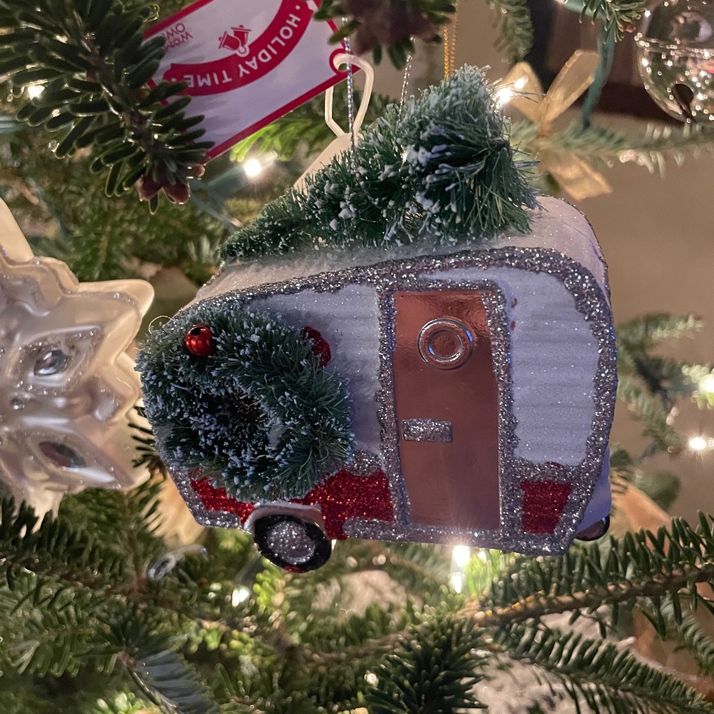 Christmas Ornament, Nostalgic Travel trailer